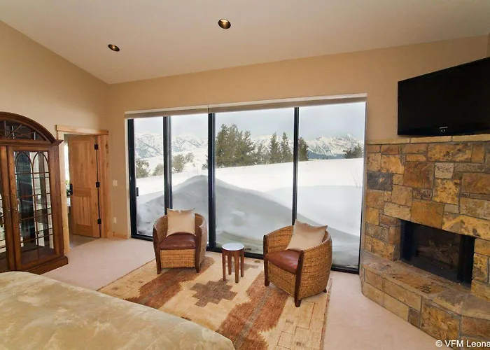 Spring Creek Ranch 4*